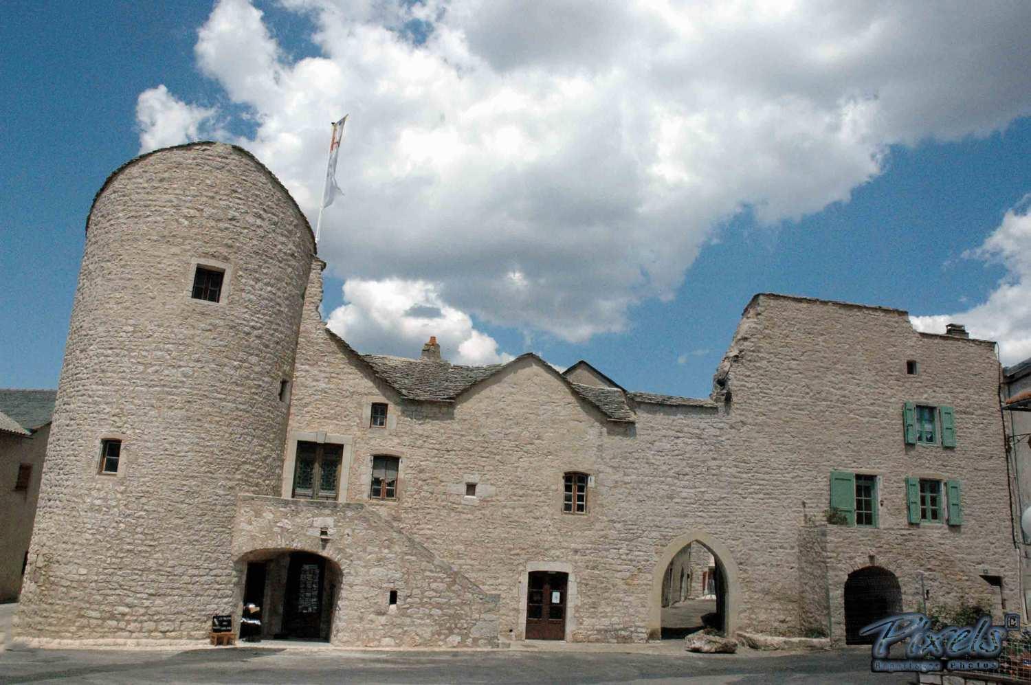 Hotel De La Poste La Cavalerie Exterior foto